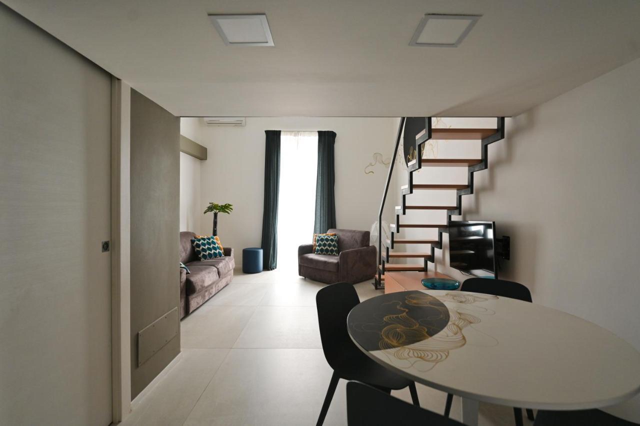 Casa Di Mamma Apartment Bari Luaran gambar